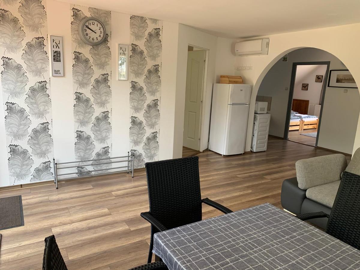 Borsi Apartman Balatonalmádi Exteriér fotografie