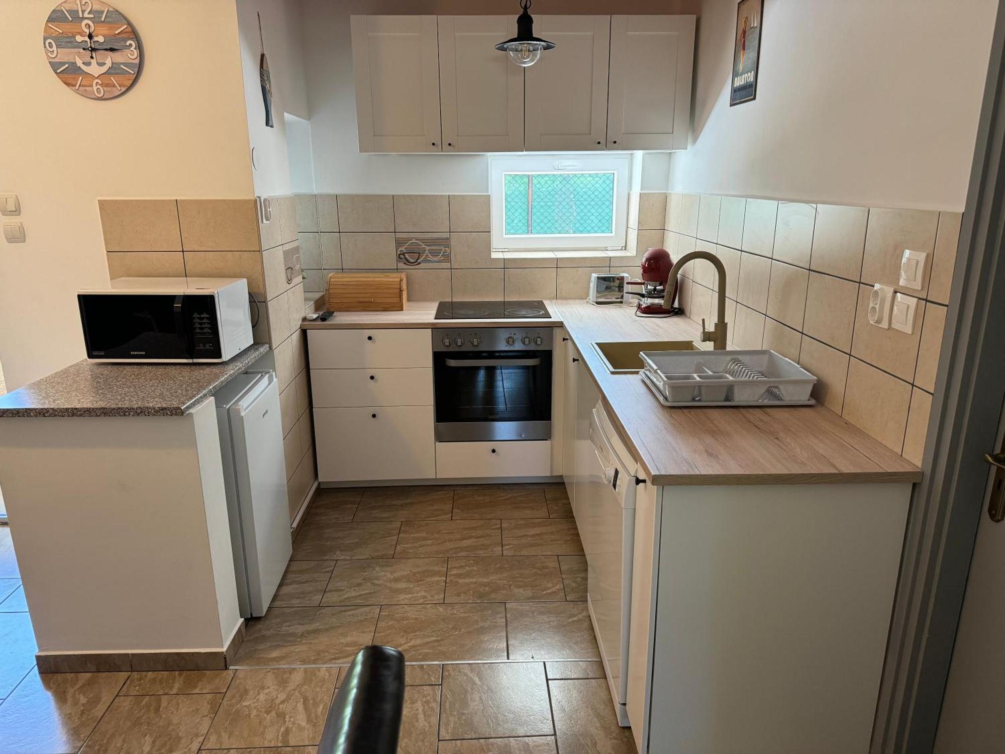 Borsi Apartman Balatonalmádi Exteriér fotografie