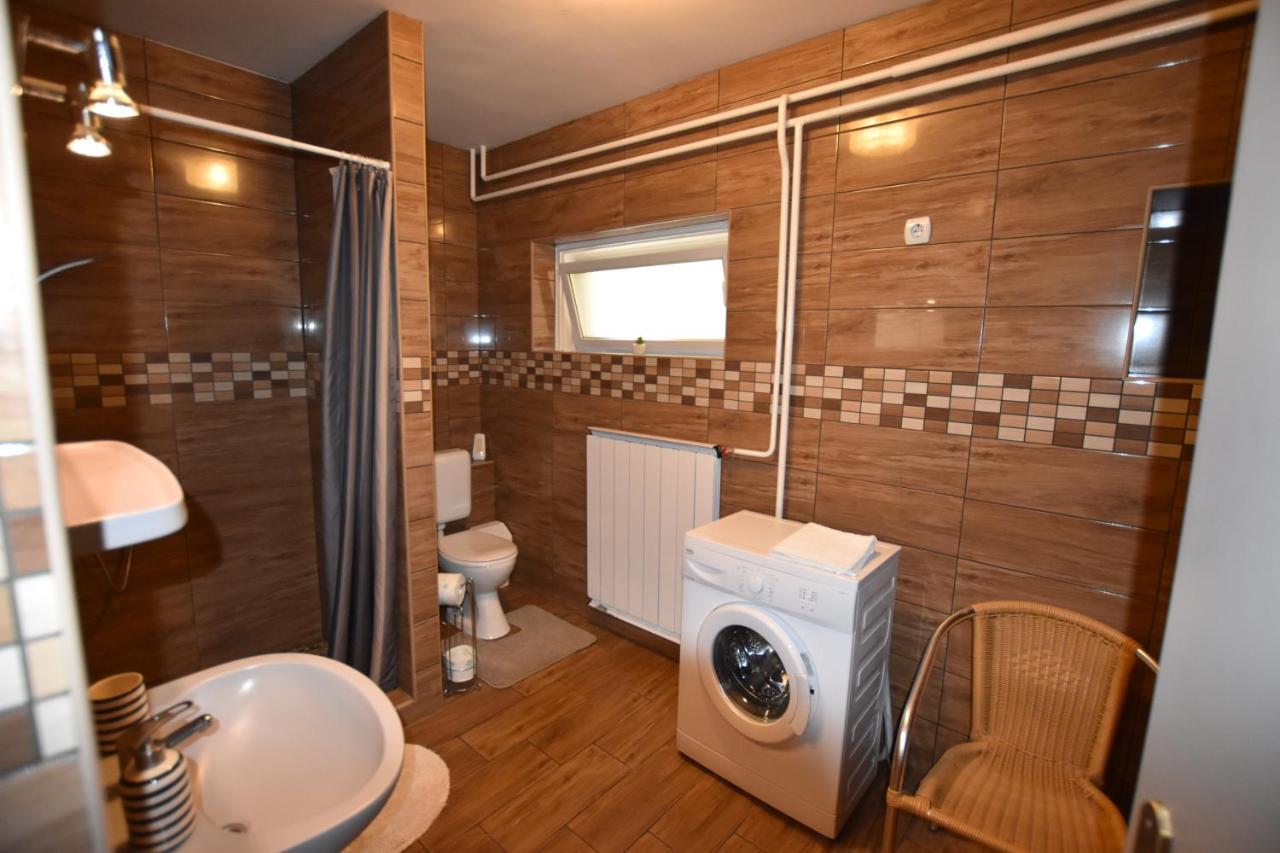 Borsi Apartman Balatonalmádi Exteriér fotografie
